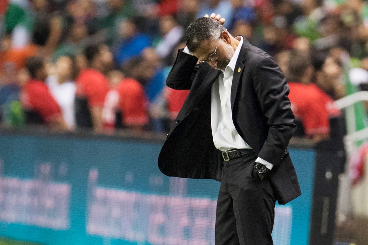 El Tri sigue en picada en la clasificación mensual de la FIFA