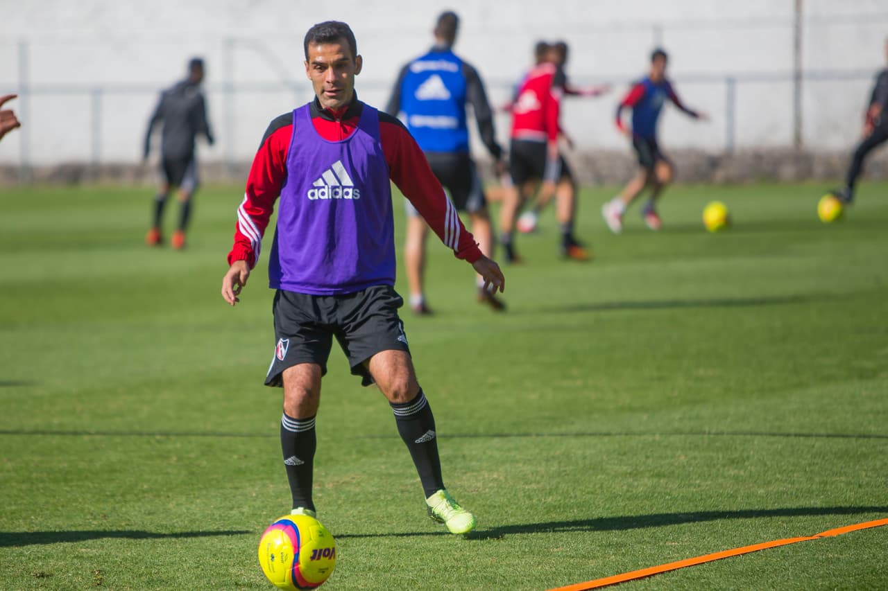 Rafa Márquez seguirá ausente de las convocatorias del Atlas.