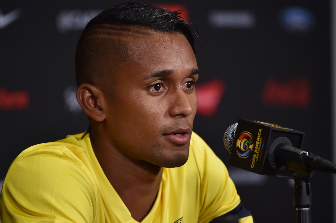 Fidel Martínez, Ecuador. Calificación Promedio: 42.