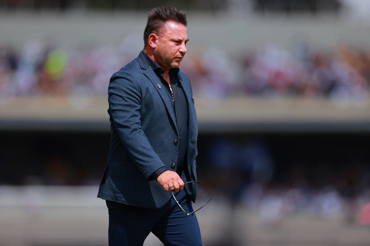 Mohamed ve plantel suficiente para suplir a Pizarro