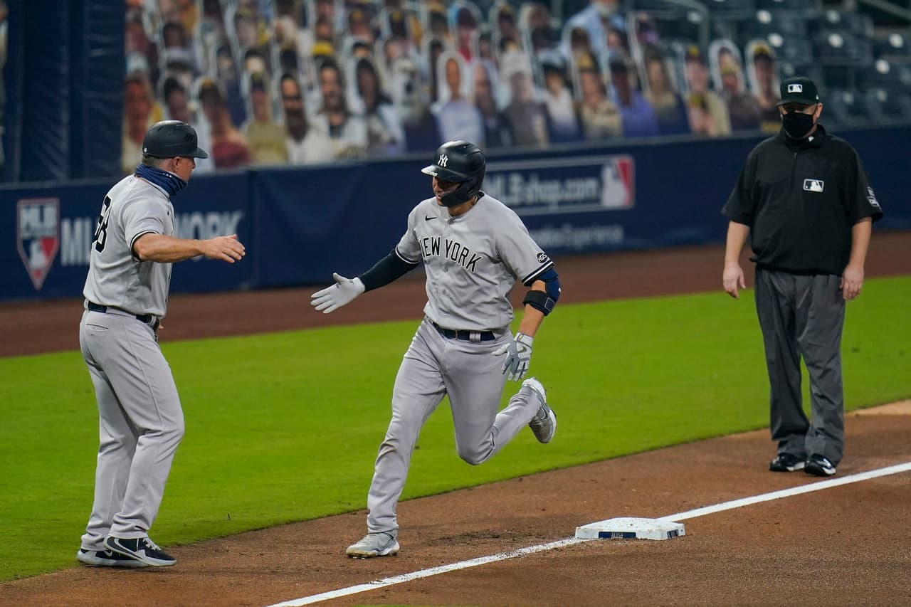 Houston arrancó la jornada del día con victoria 10-5 sobre los Oakland Athletics y los Yankess brillaron en el cierre al vencer 9-3 a los Tampa Bay Rays.