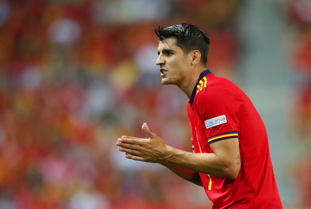 España se impuso sobre República Checa gracias a los goles de Carlos Soler y Pablo Sarabia.