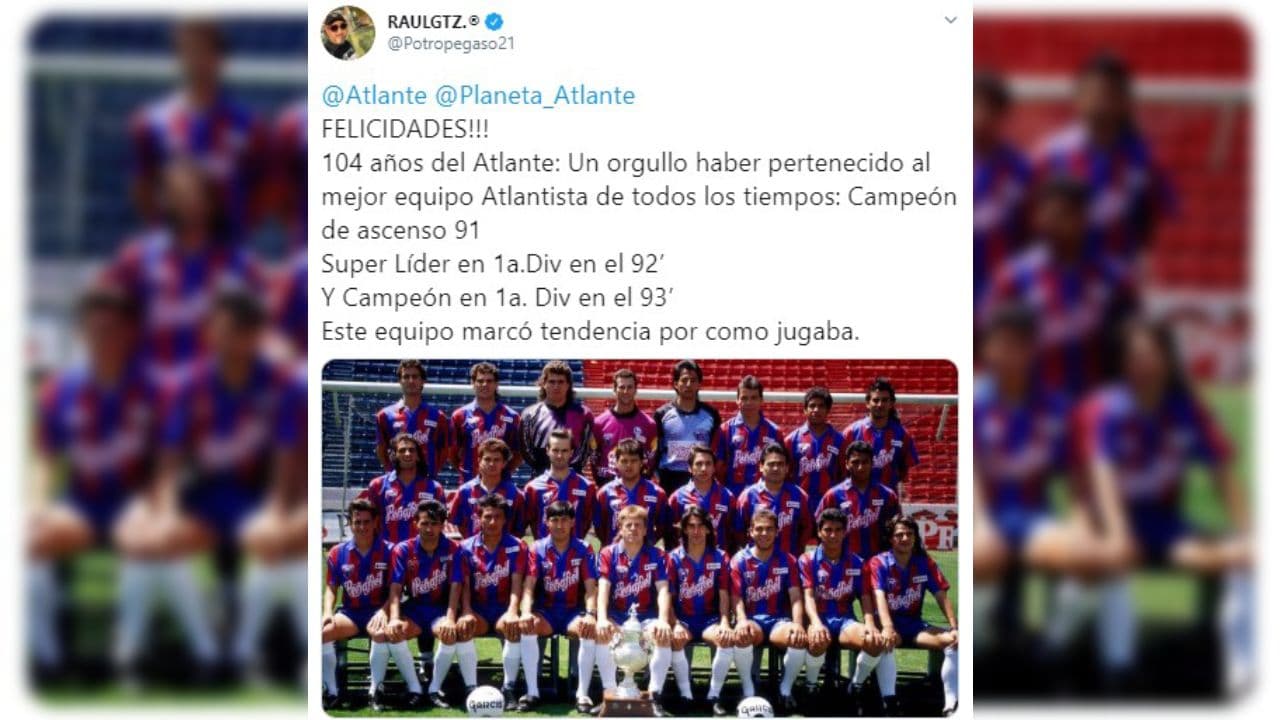 Periodistas, jugadores y exjugadores, celebran un aniversario más del Atlante.