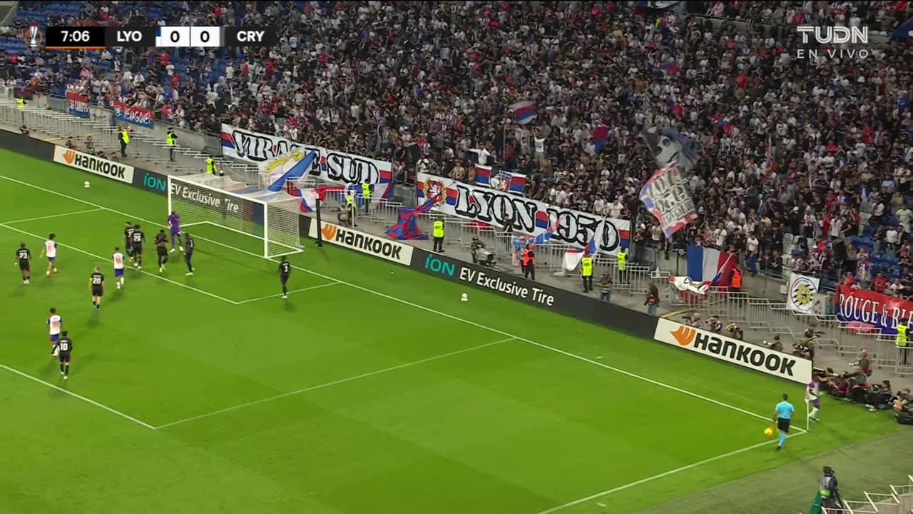 ¡GOL!  anota para Lyon. Corentin Tolisso