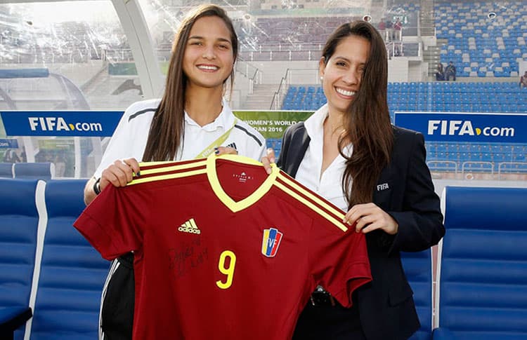 Y es que en la Copa del Mundo Sub-17 de 2014 llevó a su país hasta el cuarto lugar, siendo Bota de Oro del campeonato.