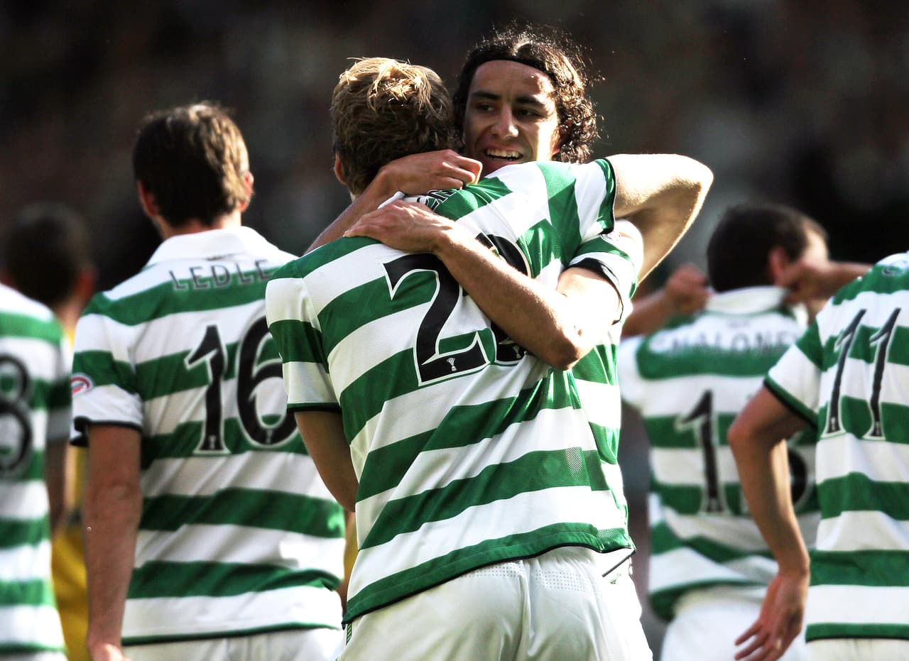 Efraín Juárez anotó en la tercera fase previa con el Celtic Glasgow en 2010.