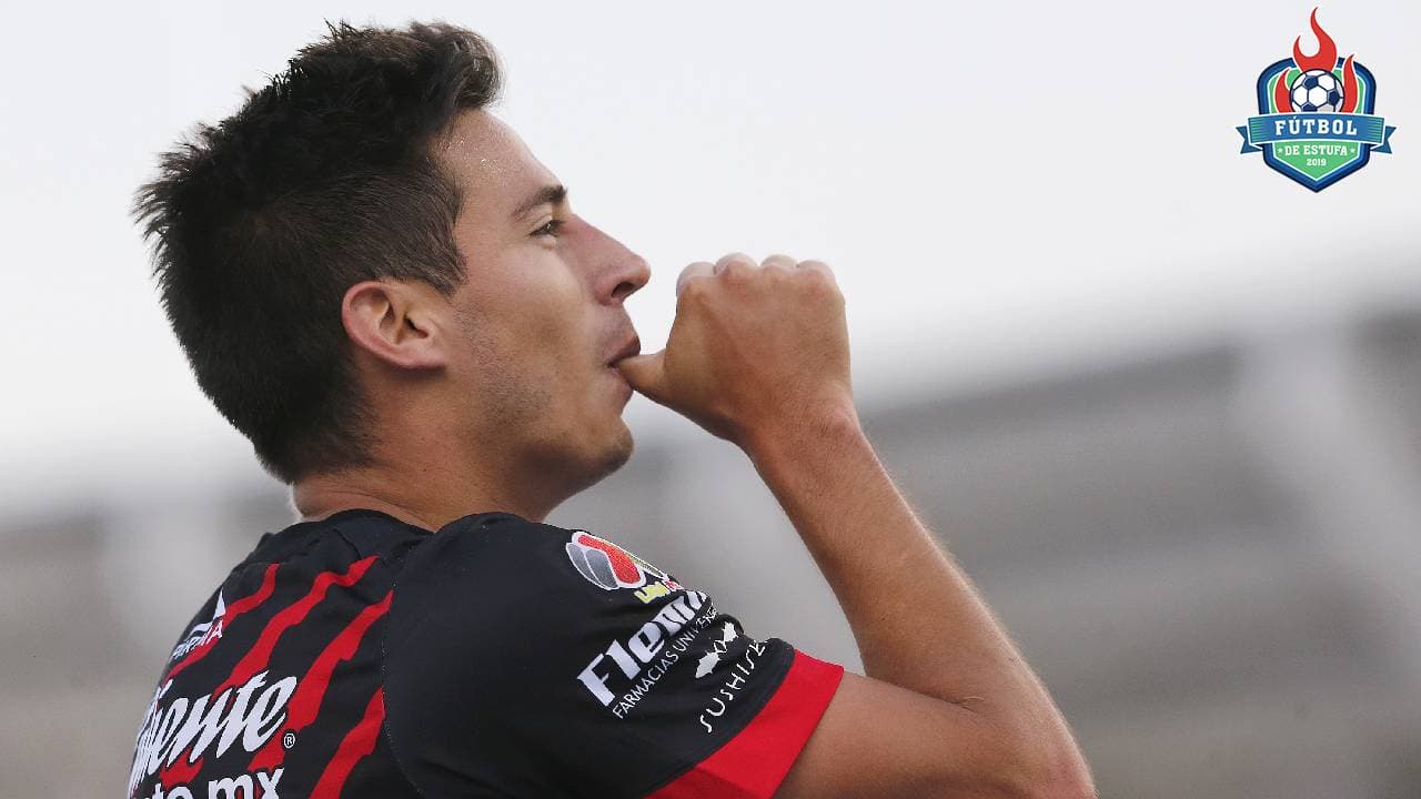 ¿Guiño a Chivas? Mauro Lainez se despidió de sus compañeros en Lobos BUAP