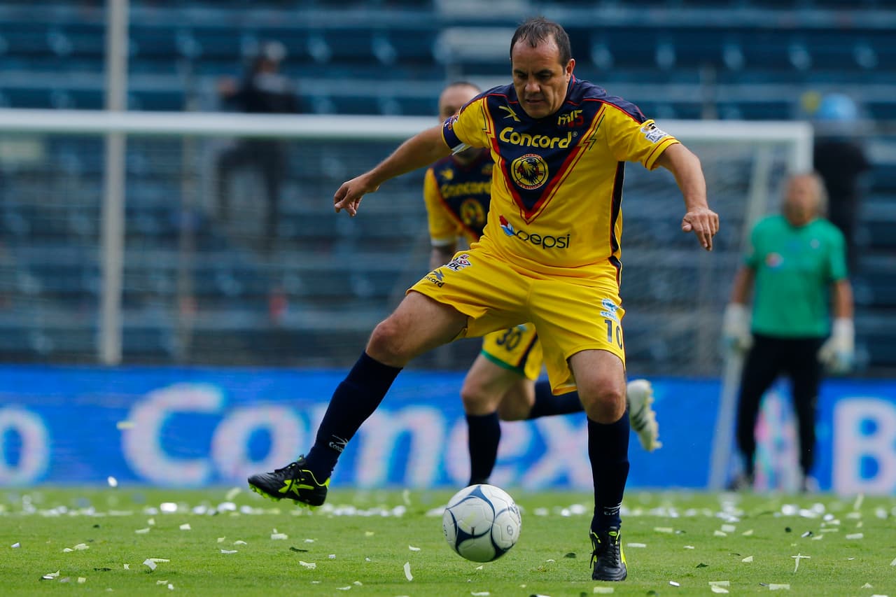 Aún así, Blanco también incursionó en el mundo de los negocios con dos restaurantes de mariscos, uno en Ciudad de México y el otro en Monterrey.