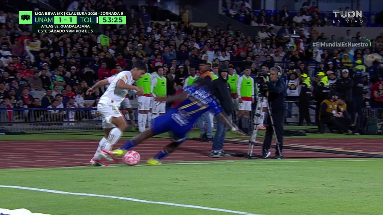 ¡Diego Zaragoza se inventa un 'cañito' digno del futbol europeo!