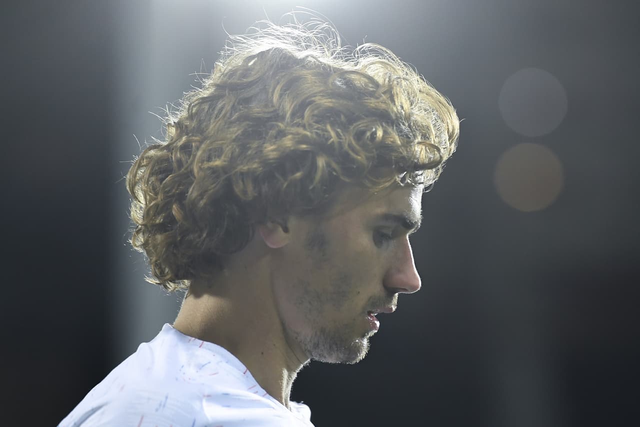 5. Antoine Griezmann - 135 millones de dólares del Atlético de Madrid al F.C. Barcelona.