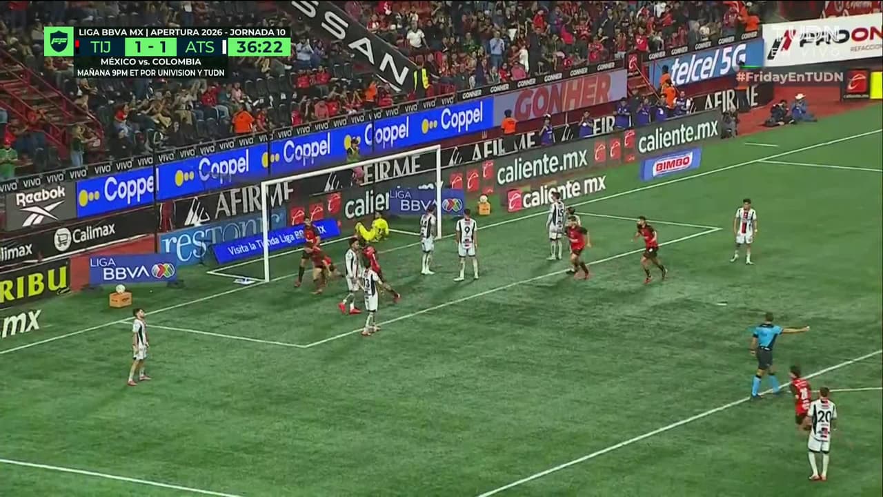 ¡Descripción gráfica de un perro golazo! Pase mágico de taquito y Nacho Rivero no perdona!