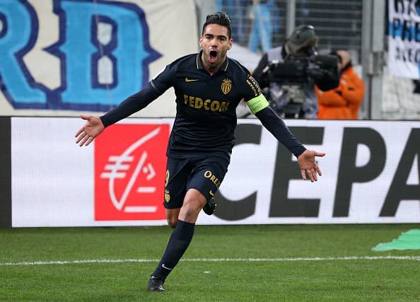 El Mónaco golea en Marsella y toma el liderato en Francia