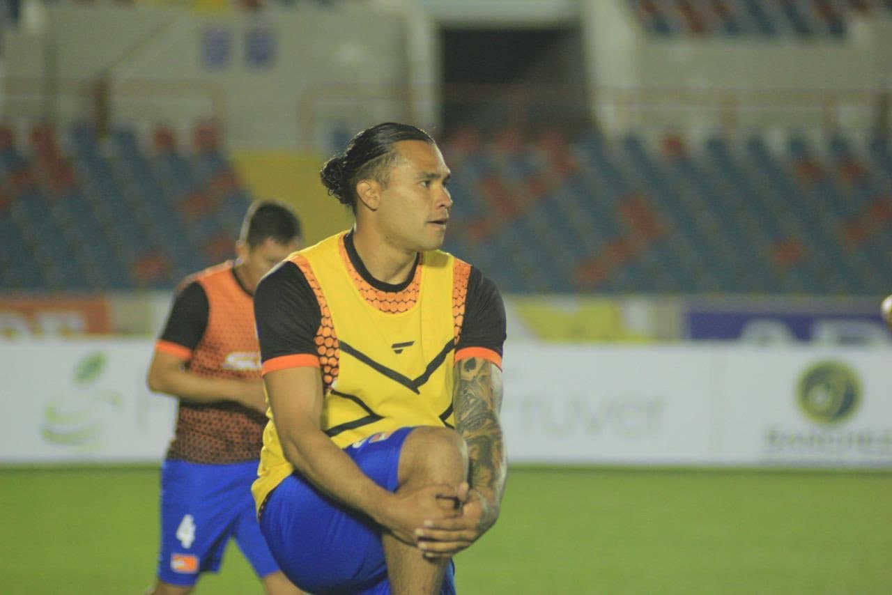 'Gullit' Peña se une a la súplica: "No nos roben la posibilidad de ascender"