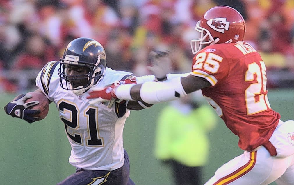 SUPER BOWL XXXVII / Qualcomm Stadium en San Diego Fue la última vez que fue usado el Qualcomm Stadoum como sede del Super Bowl. Los Chargers terminaron 8 - 8.