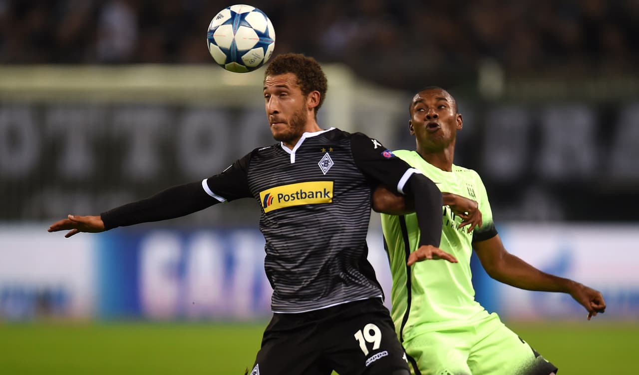 El cuadro del Monchengladbach se pondría al frente en el marcador con gol de Stindl.