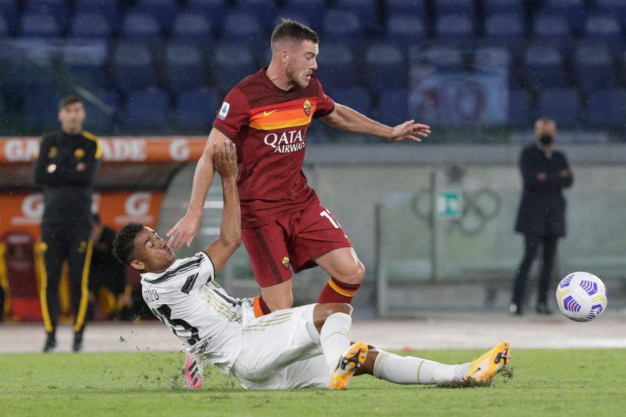 La Roma dominaba el partido dos a cero por dos goles de Veretout, pero Cristiano Ronaldo salvó a la Juventus e igualó marcador con doblete en el segundo tiempo durante la segunda jornada de la Serie A.
