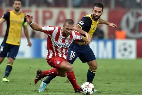 En el complemento Mitroglou ampliaría la ventaja para los locales y a 4 del final Griezmann acortaría la diferencia para el Atlético pero no le alcanzaría para el empate.