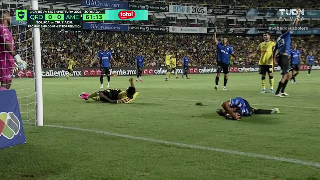 ¡TIRO ATAJADO! disparo por Raphael Veiga.