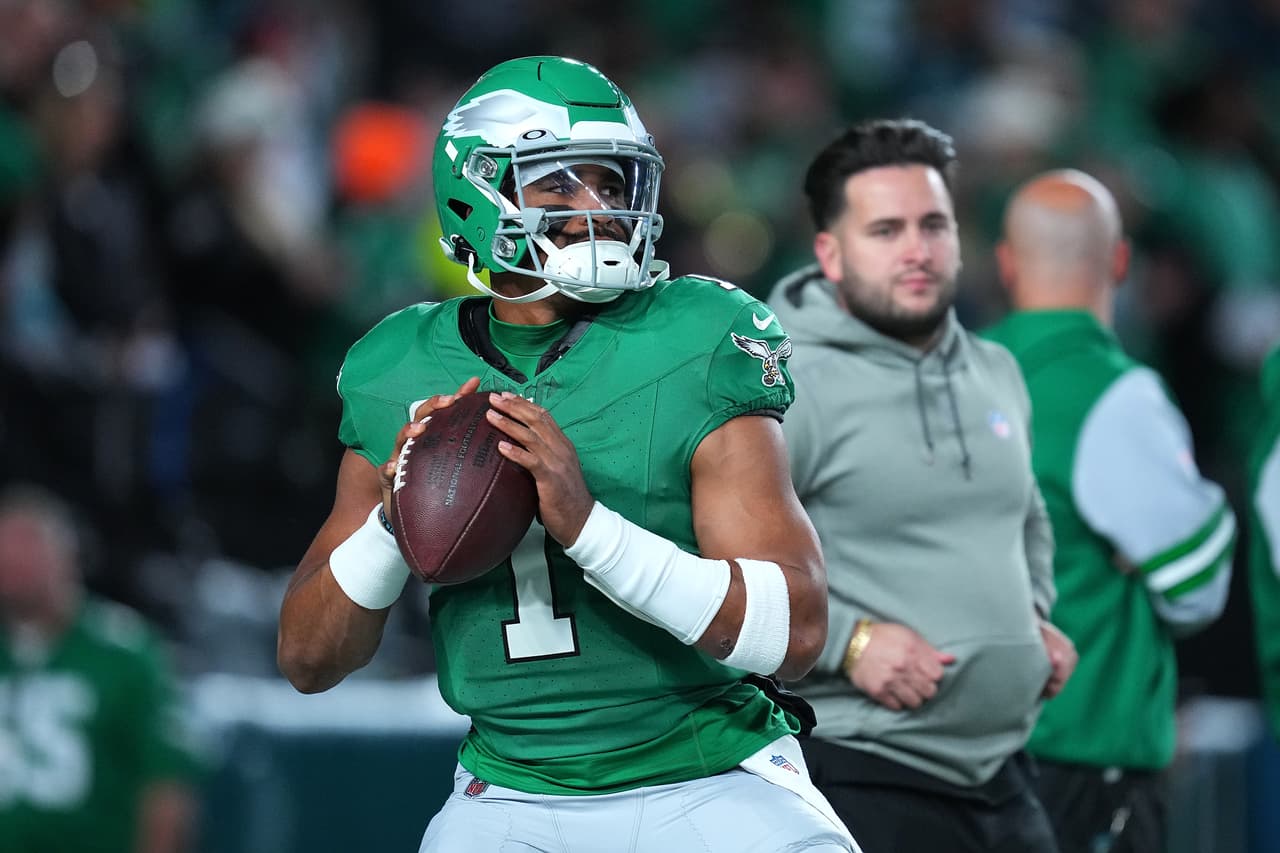 El QB de Eagles estará en la Arena Corinthians en septiembre.