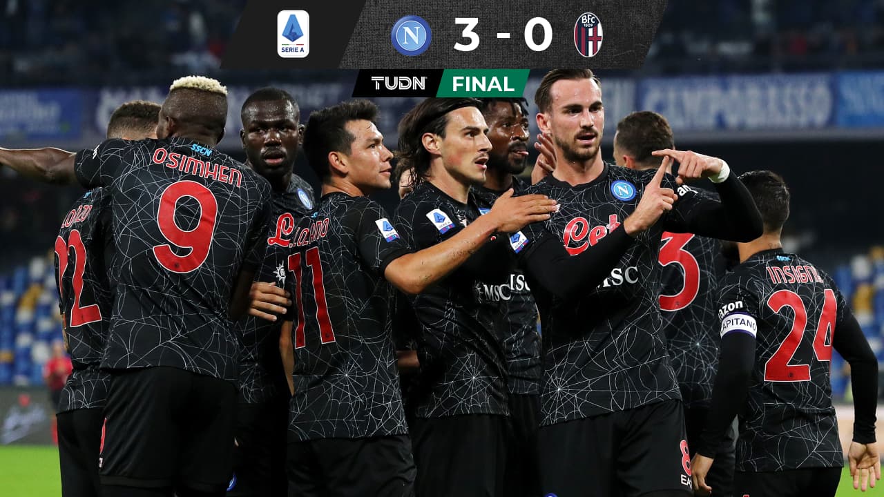 'Chucky' Lozano y Napoli lucen y golean ante el Bolonia