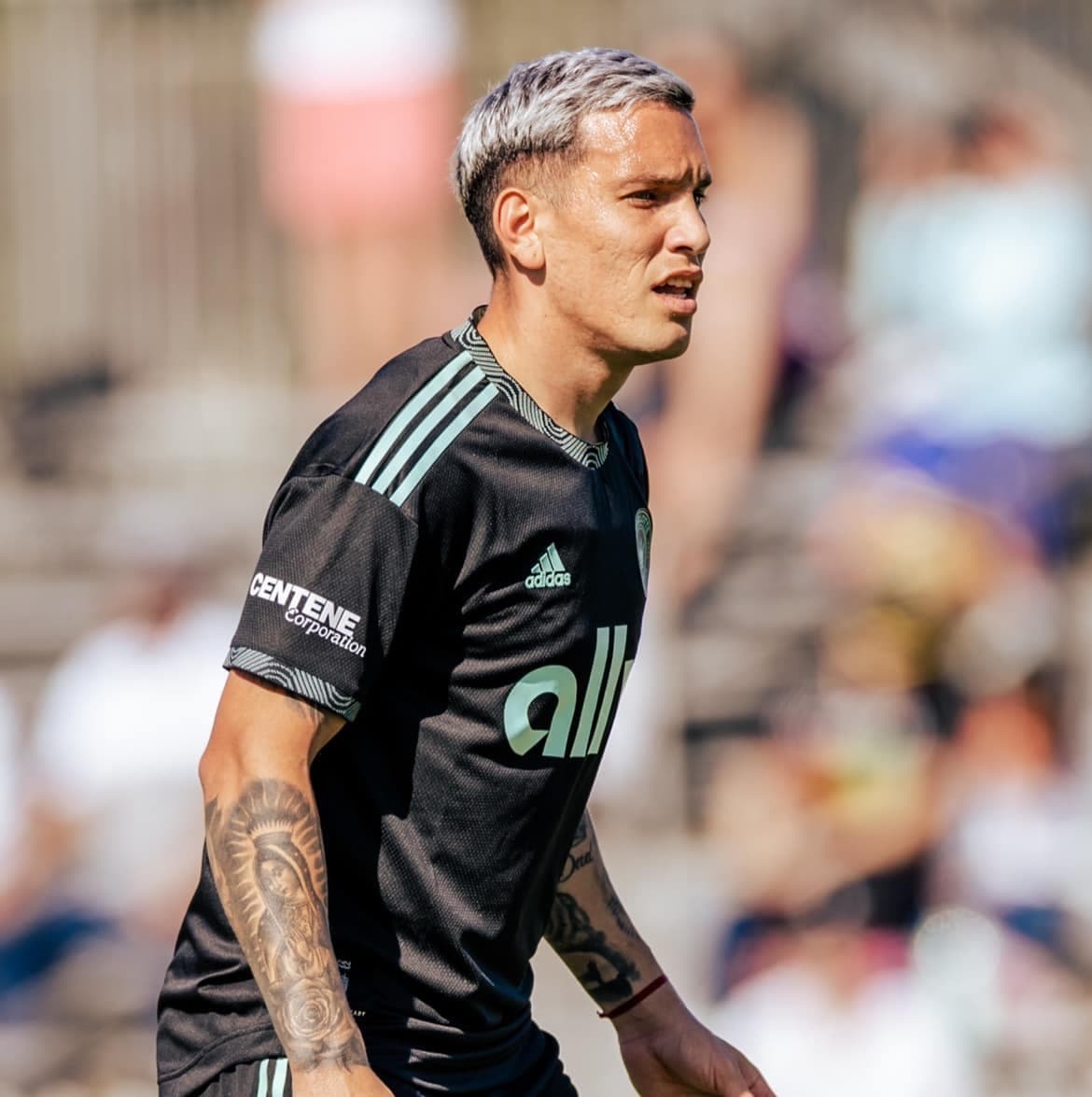 Copetti -quien puede desempeñarse como ariete o jugar por las bandas- marcó en las dos últimas temporadas 21 goles para Racing en la primera división de Argentina.