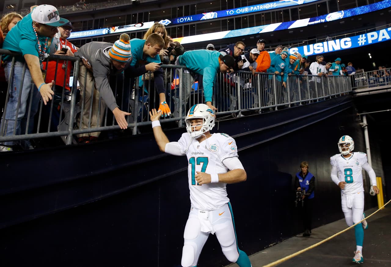 Pasión, locuras y disfraces, los fans de la NFL en la Semana 8.