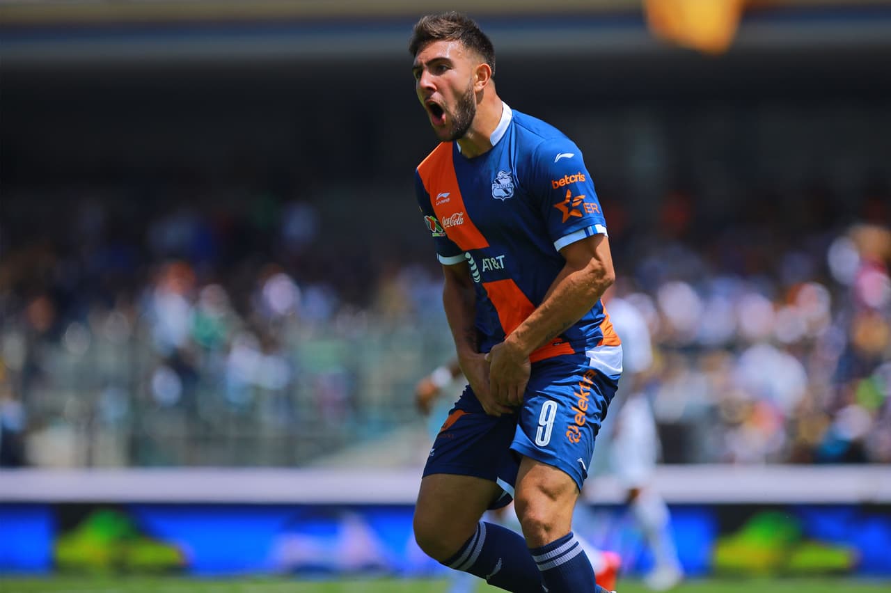 Un controversial gesto de una celebración de Lucas Cavalini marcó el empate de Pumas UNAM 2-2 de local contra Puebla en la Jornada 11 del Apertura 2018 en la Liga MX.