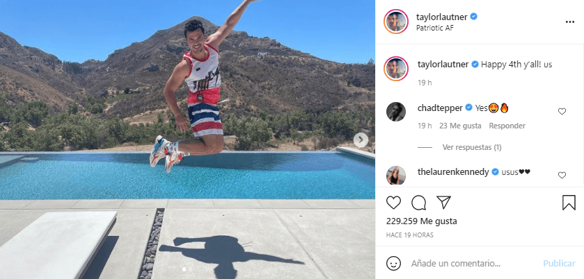 El actor Taylor Lautner compartió una imagen disfrutando de la alberca y el buen clima.
