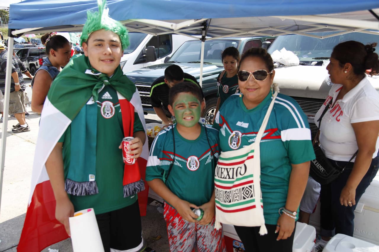 Atlanta vivió la fiesta de las semifinales de la Copa Oro 2015 con los duelos Estados Unidos vs. Jamaica y México vs. Panamá.