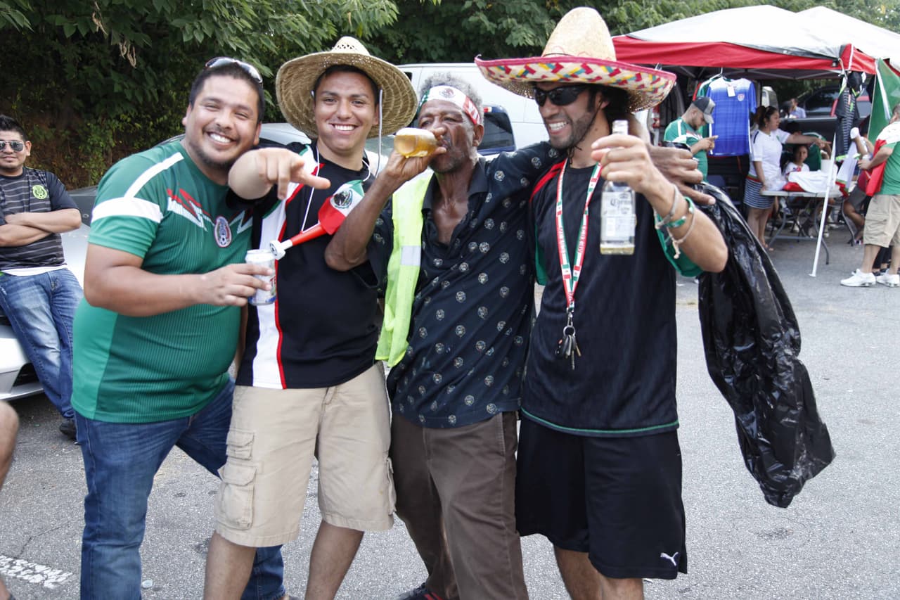 Atlanta vivió la fiesta de las semifinales de la Copa Oro 2015 con los duelos Estados Unidos vs. Jamaica y México vs. Panamá.
