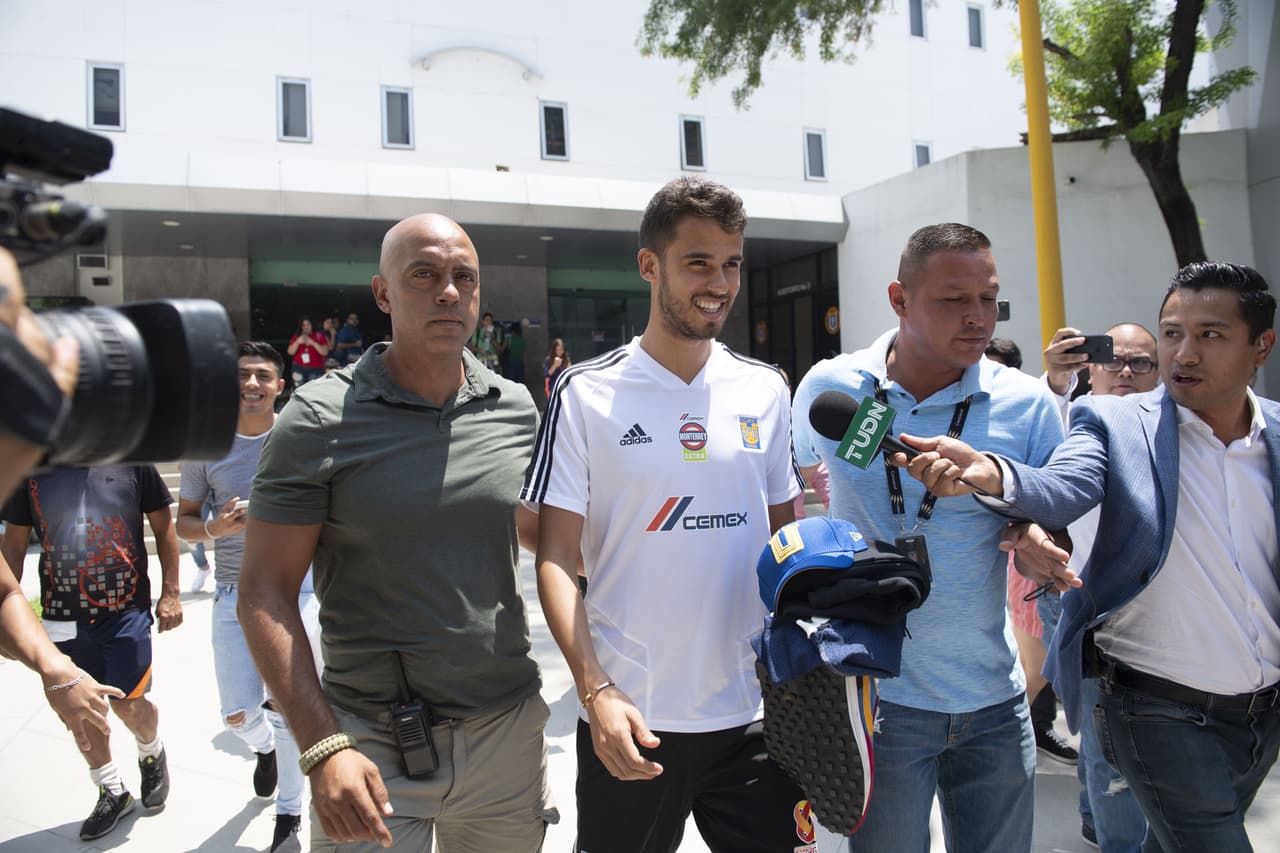 Tigres presentará a Diego Reyes en clásico regio femenil