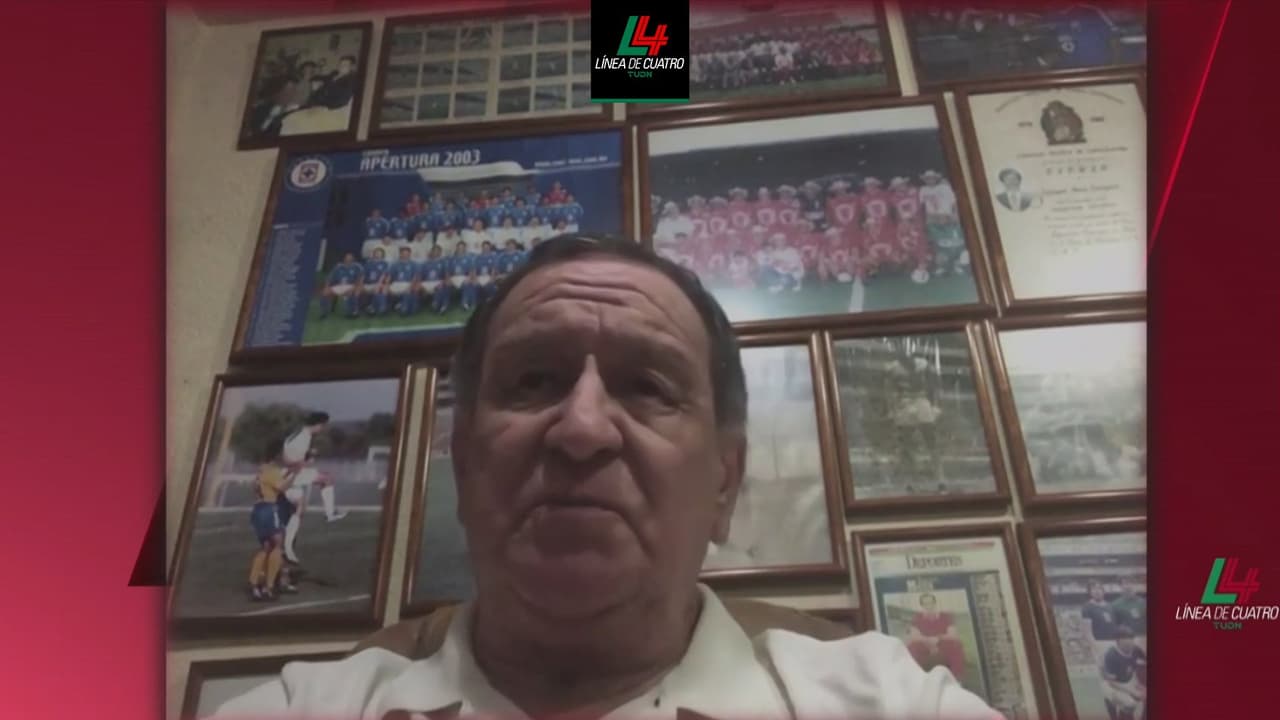 Enrique Meza habla de la medalla de campeón que le dio Reynoso