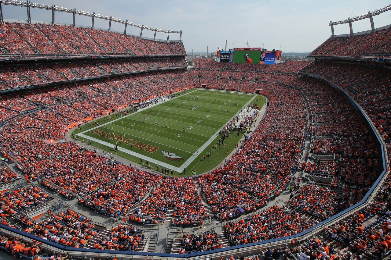 Broncos Stadium - Denver: Grupo A / México cabeza de serie