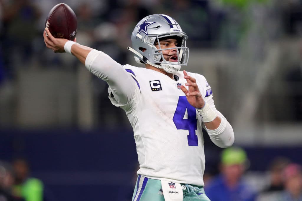 Y el factor de desequilibrio podría ser Dak Prescott, quien pese a no haber tenido un gran año (3885 yds, 22 TD, 8 INT), podría surgir como el héroe que ha esperado esta franquicia desde 1993.