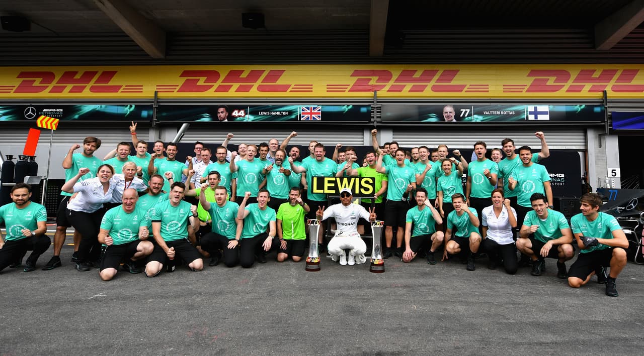 Sin embargo, en Bélgica, Lewis Hamilton celebró en la que fue durante su presencia en Fórmula 1 la pista favorita de Michael Schumacher.