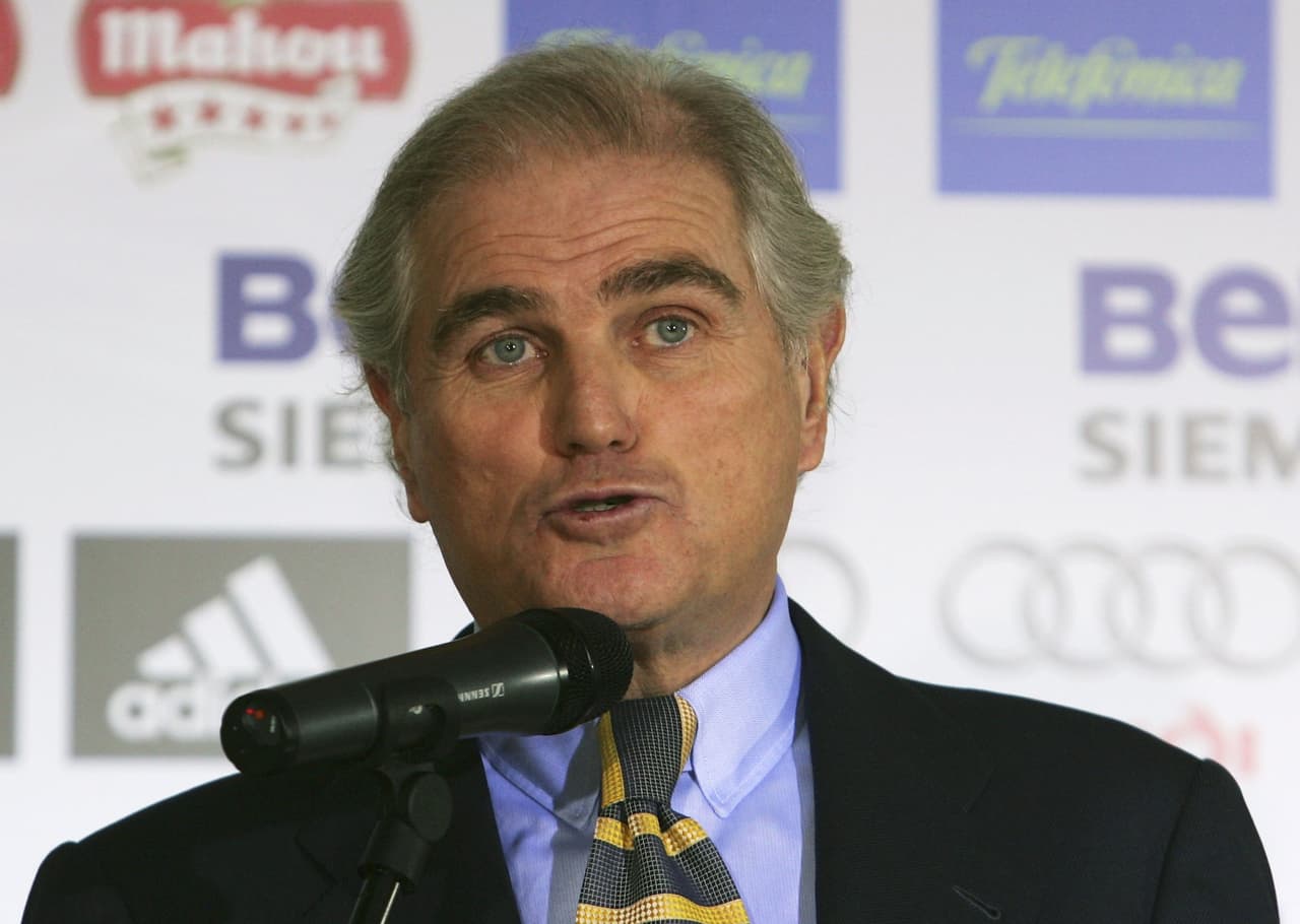 Ramón Calderón duró tres años pero dejó más desventuras que victorias; llegó Vicente Boluda a reemplazarlo y estuvo apenas unos meses.