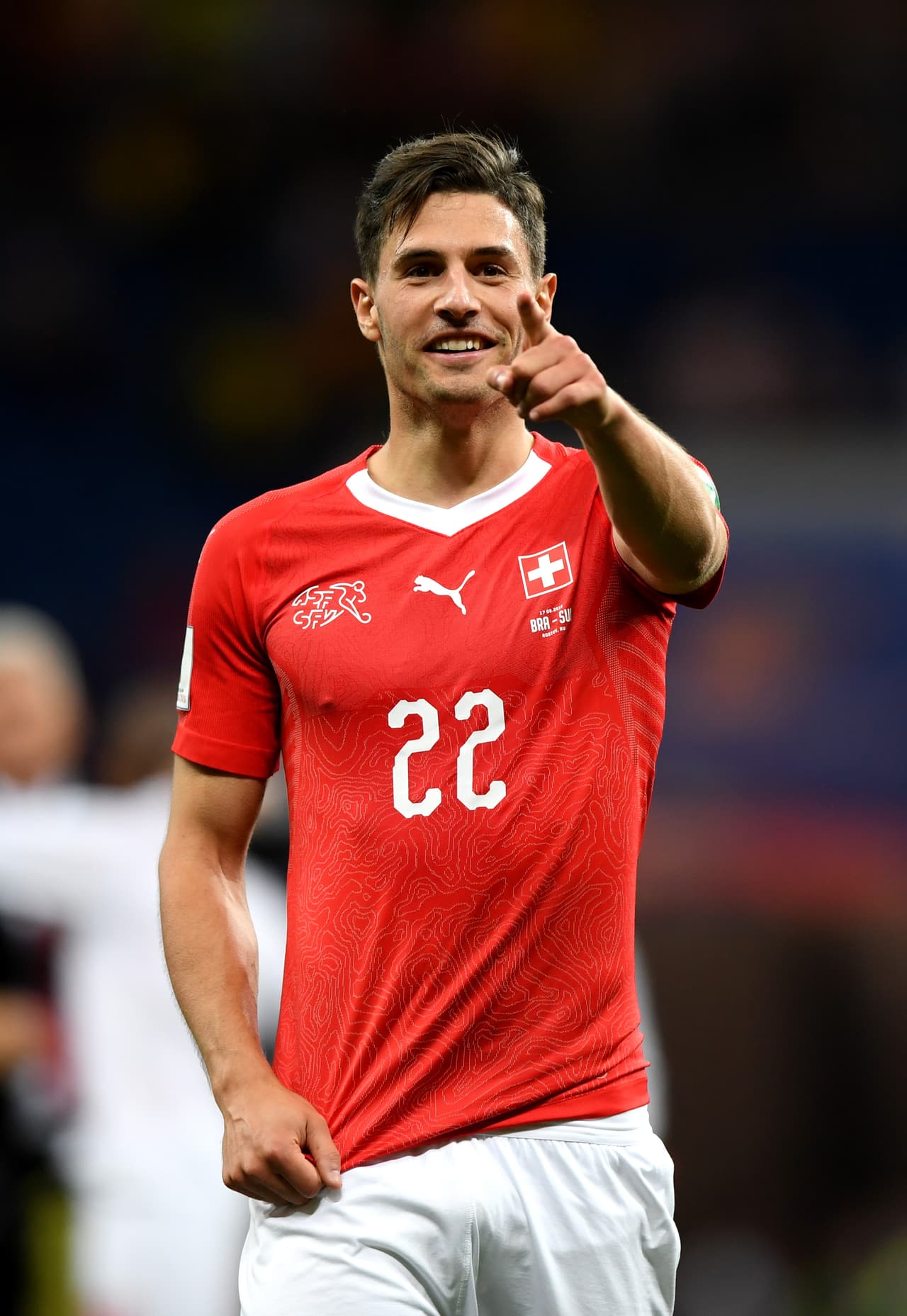 El suizo Fabian Schär podría dejar el Deportivo La Coruña –descendido en España– y firmar con el Eintracht Frankfurt.