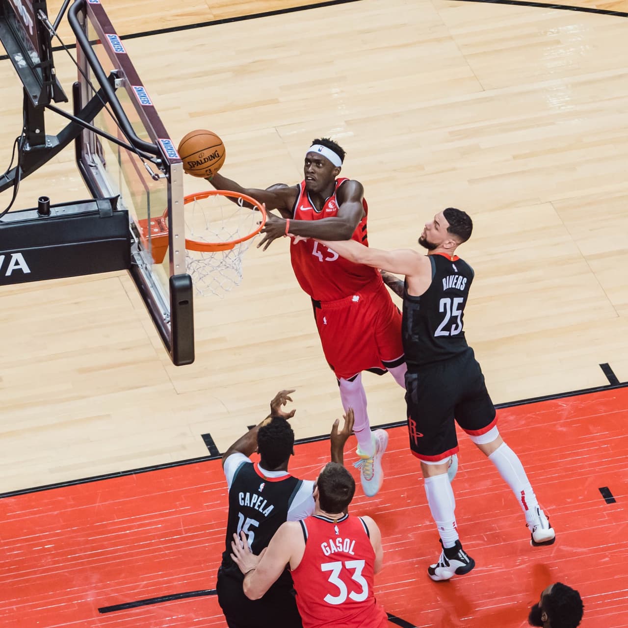 Toronto Raptors
<b>109-119</b> Houston Rockets