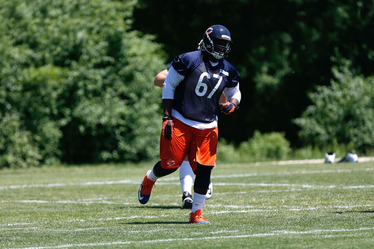 Los Dallas Cowboys reclamaron de waivers al tackle de los Chicago Bears, Jordan Mills