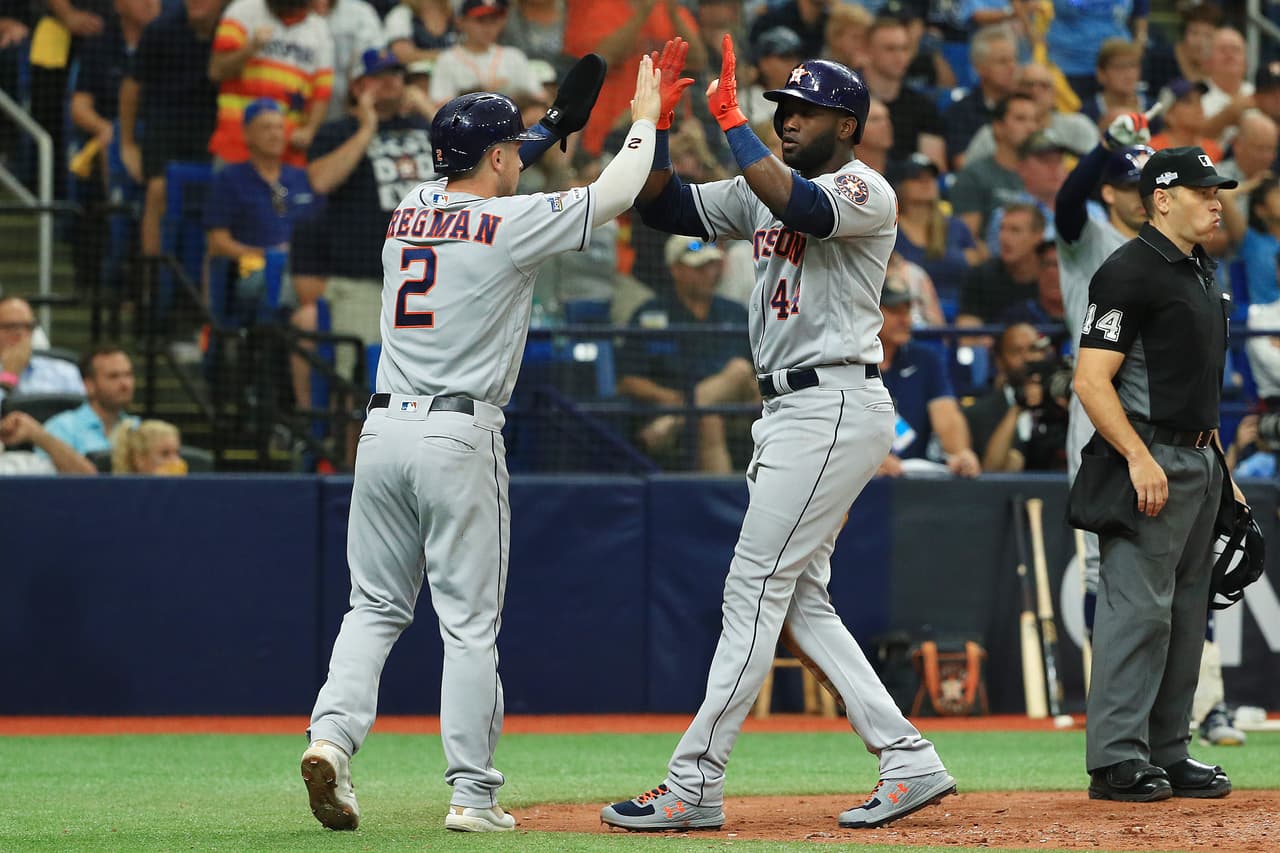 Los Tampa Bay Rays vencen 10-3 a Houston Astros; la serie está 1-2 para los de Houston.
