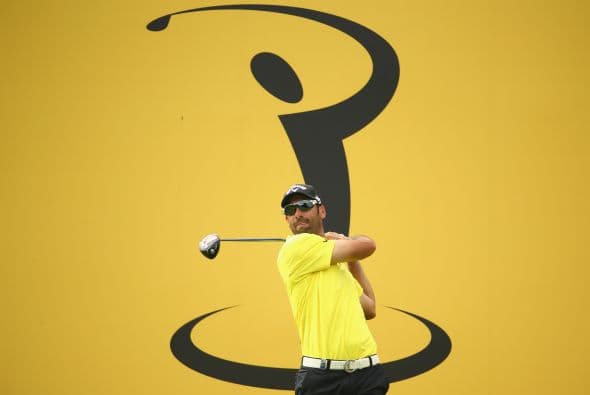 Kuala Lumpur, Malasia - 05 de febrero: Álvaro Quirós de España en acción durante la primera ronda del 2015 Maybank Malaysian Open en Kuala Lumpur Golf & Country Club.