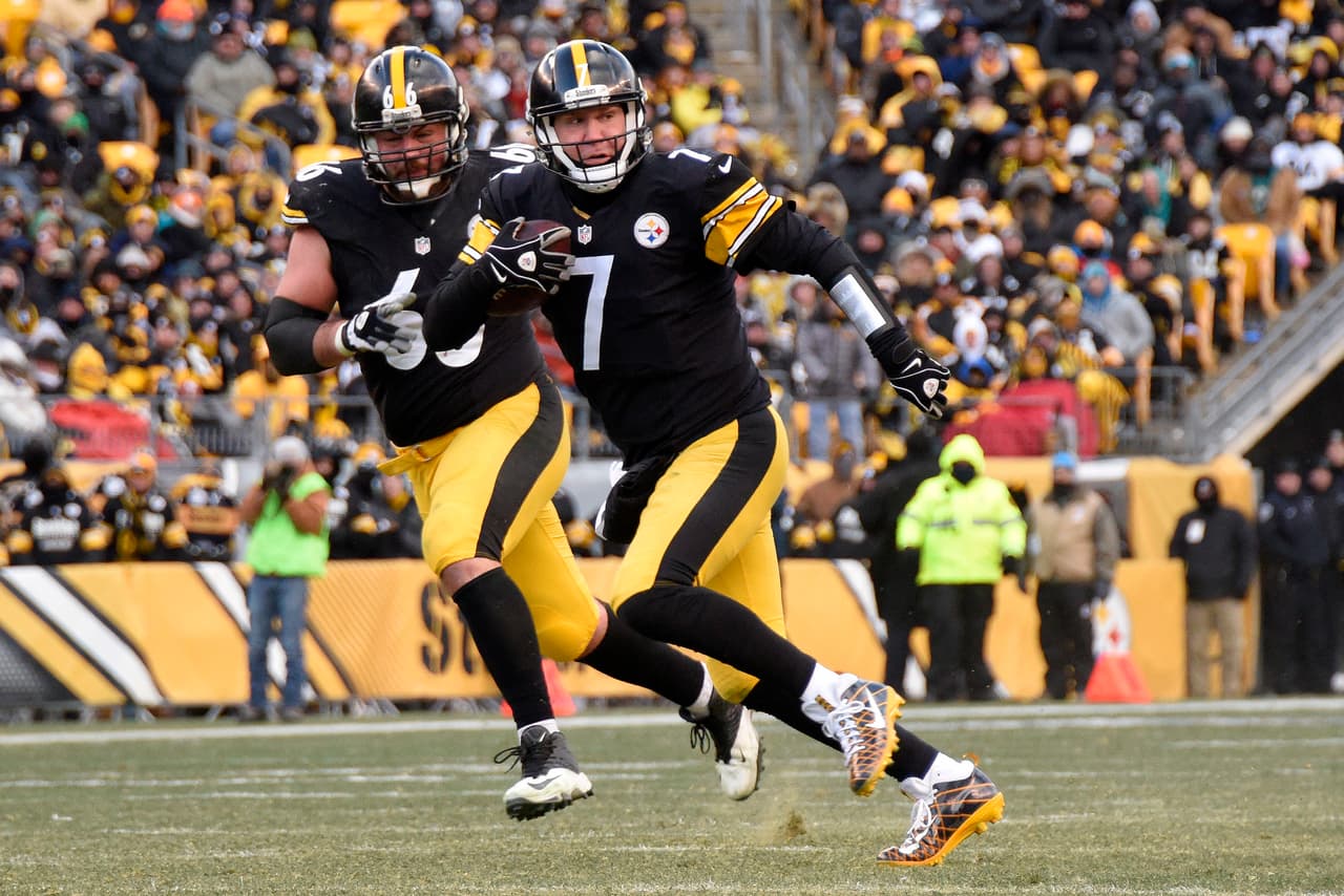 Steelers no se inquietan por molestia en el pie de Ben Roethlisberger