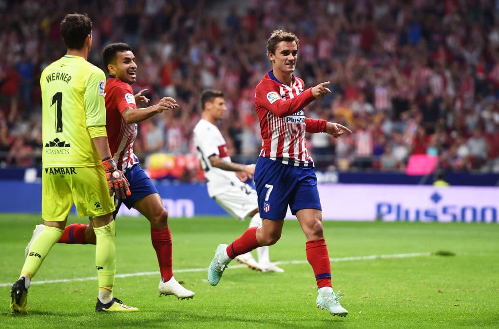 Griezmann puso el 1-0 al minuto 16 del primer tiempo tras pase de Diego Costa, gol que le dio calma y manejo a los locales.