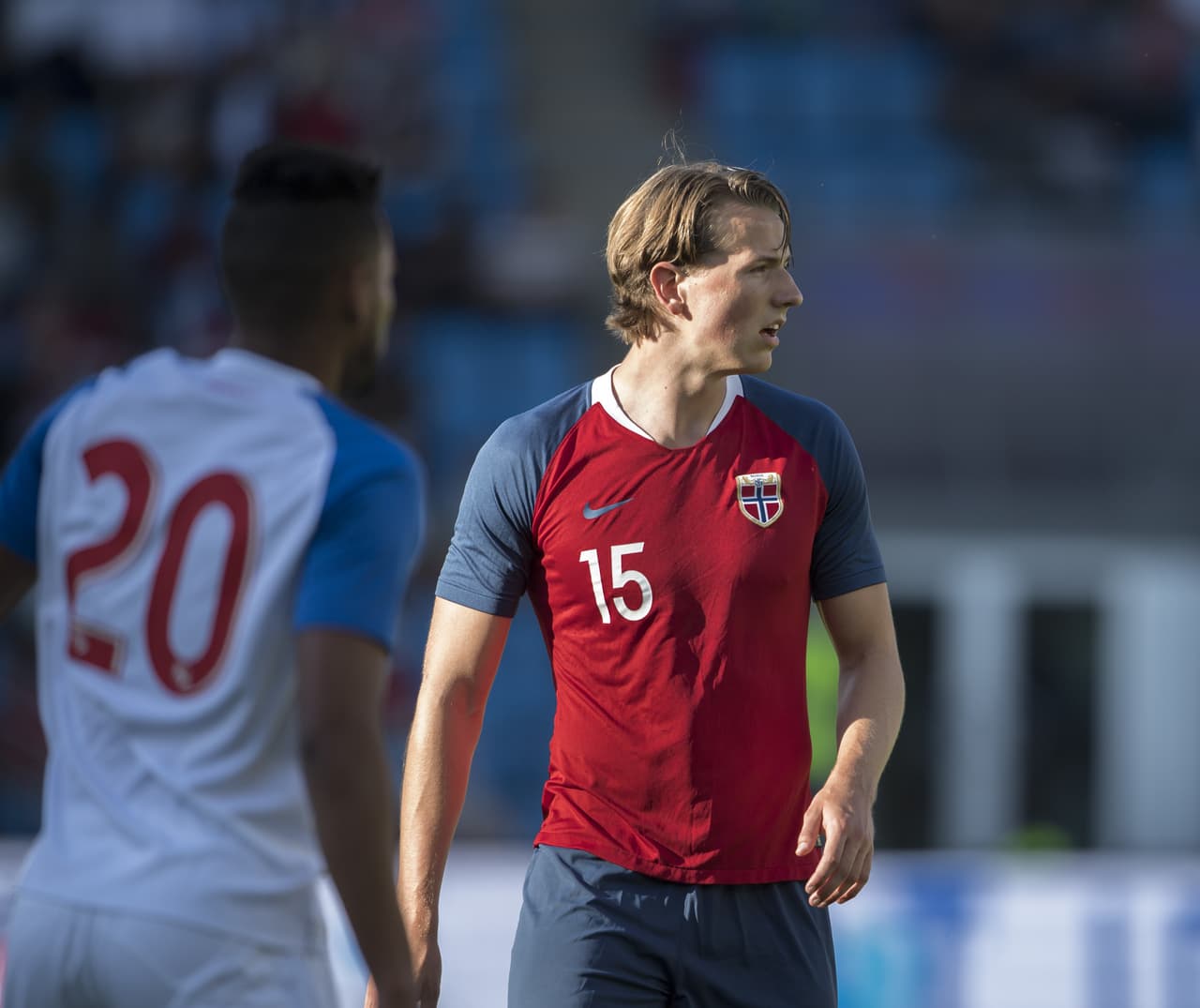 Sander Berge (K.R.C. Genk / 20 años) - Mediocampista