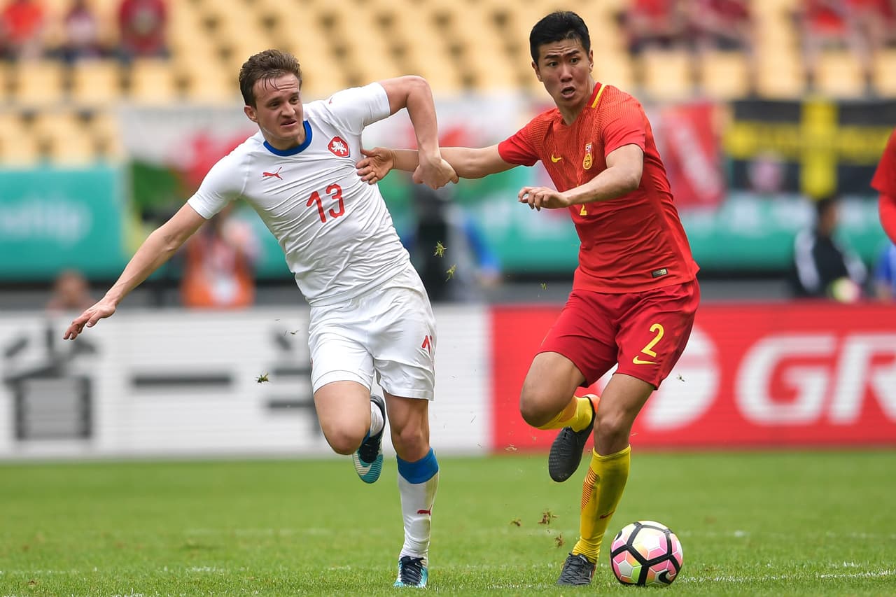 Los tatuajes desaparecen de la selección de fútbol de China