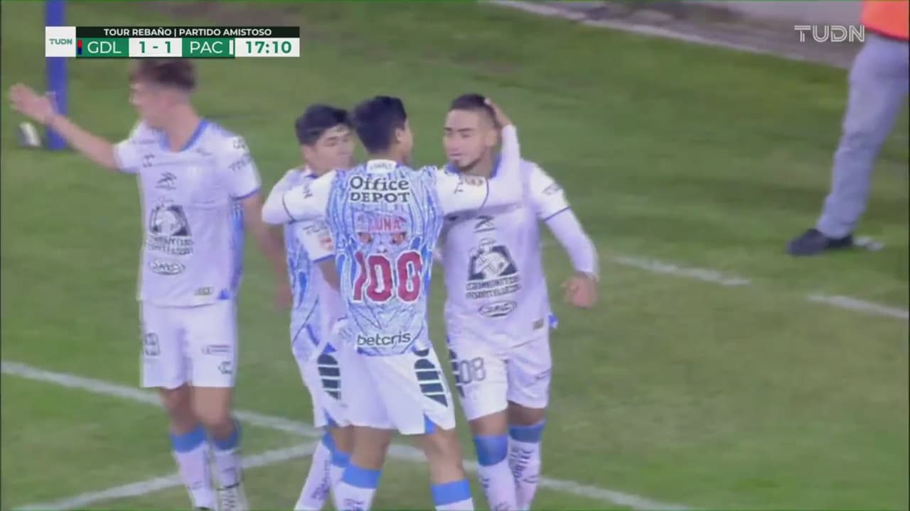 ¡Empata Pachuca! Arango cobra perfecto el penalti para el 1-1