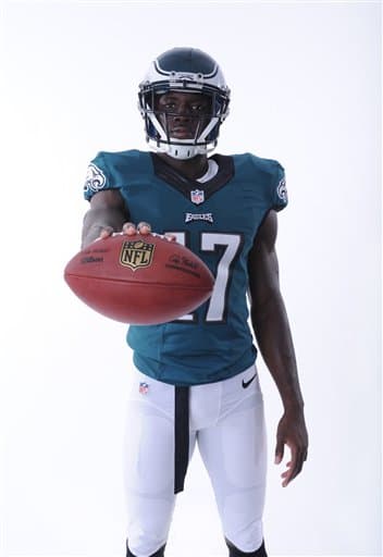 Mira las imágenes dentro y fuera del campo del nigeriano WR, selección de los Eagles, Nelson Agholor (AP-NFL).