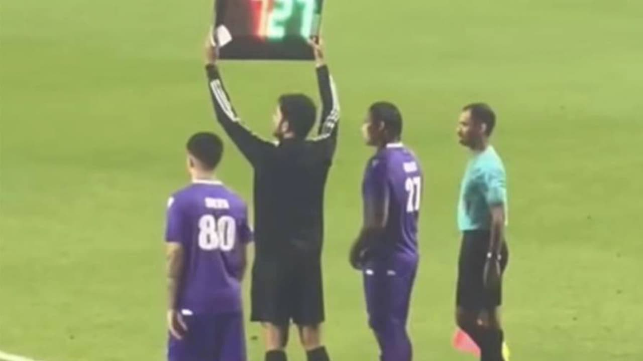 'Gullit' Peña debuta con el Al-Dhaid de la Liga de Emiratos Árabes Unidos