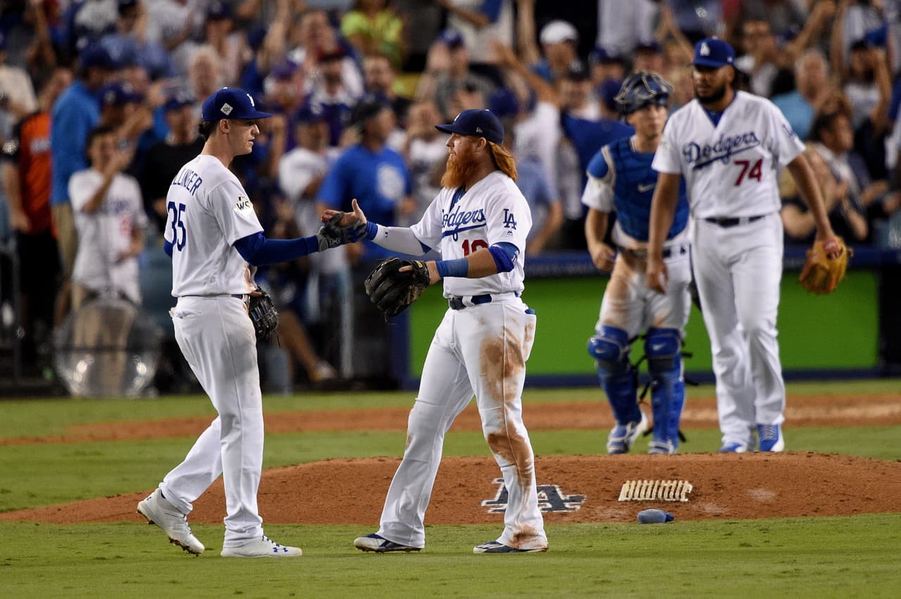 La alegría gracias a ese batazo del barbado jugador le dio la ventaja que nunca fue igualada por Astros.