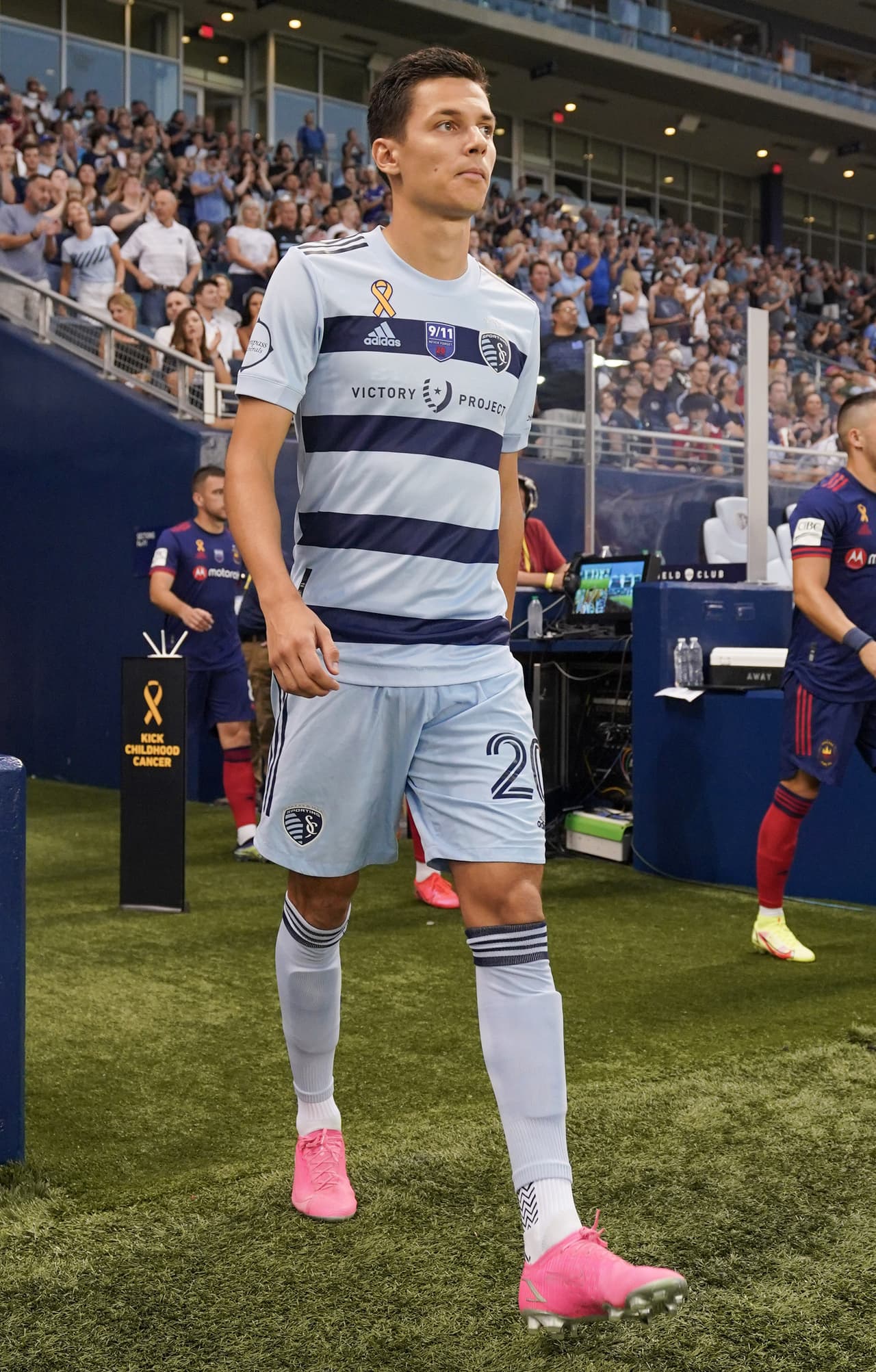 Delantero - Daniel Salloi (Sporting Kansas City)